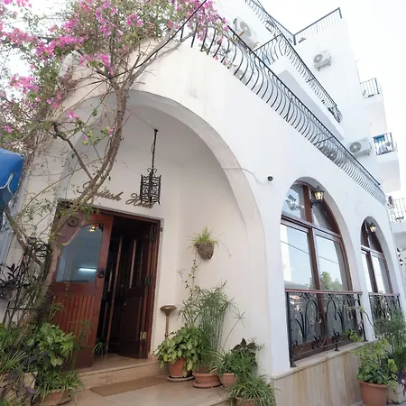 Hotel British Kyrenia (Northern Cyprus)