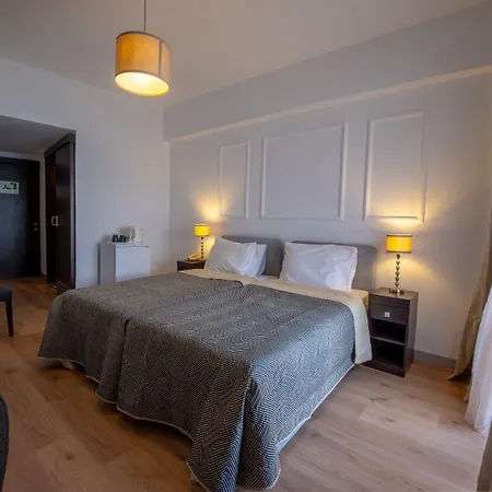 Otel British 2*