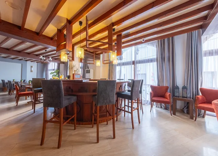 British 2* キレニア