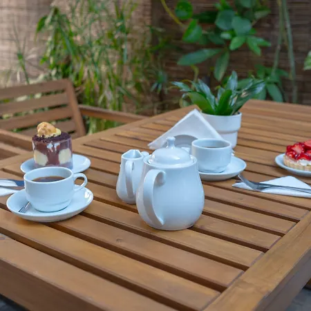 Ξενοδοχείο British